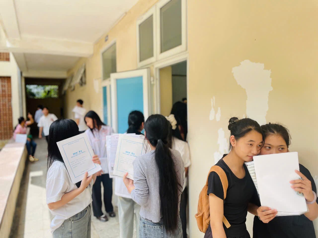 NHANH TAY NỘP HỒ SƠ ĐỂ ĐĂNG KÝ HỌC VĂN HÓA VÀ HỌC NGHỀ NGAY! 