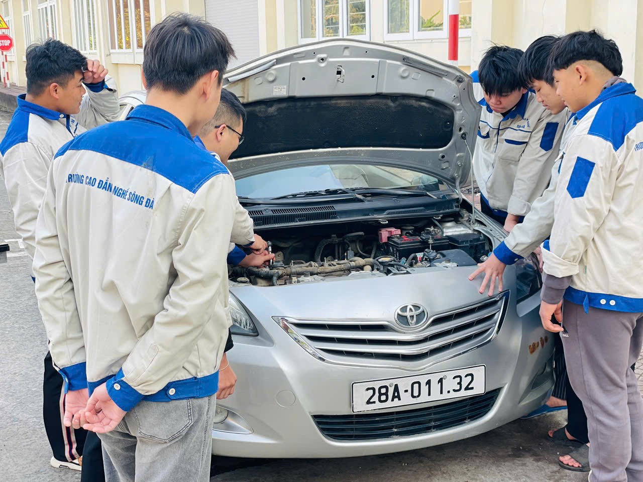 Khoa Động Lực - Nghành Công Nghệ Ô tô